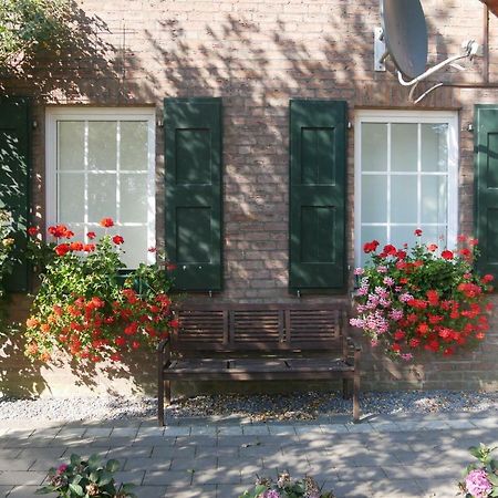 Ferienwohnung Am Deich Bedburg-Hau Bagian luar foto